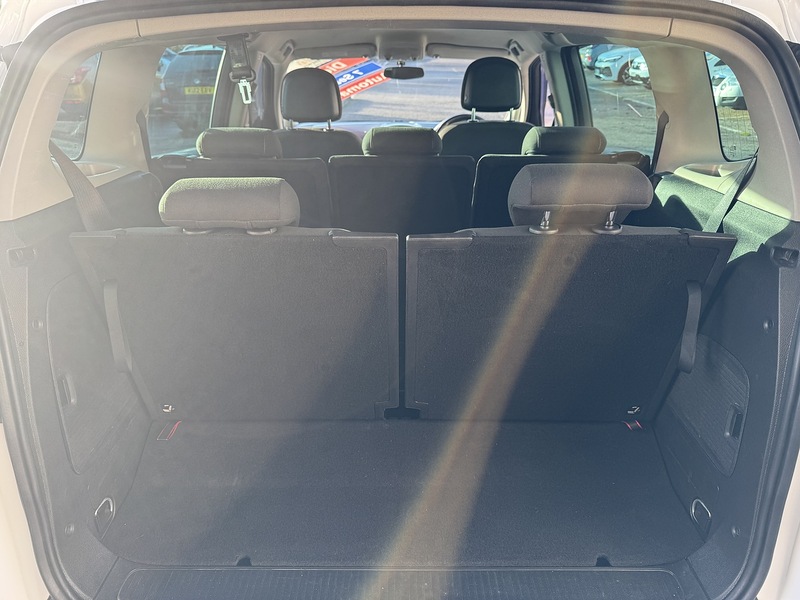 Vauxhall 2.0 CDTi SRi MPV 5dr Diesel Auto Euro 5 (165 ps)