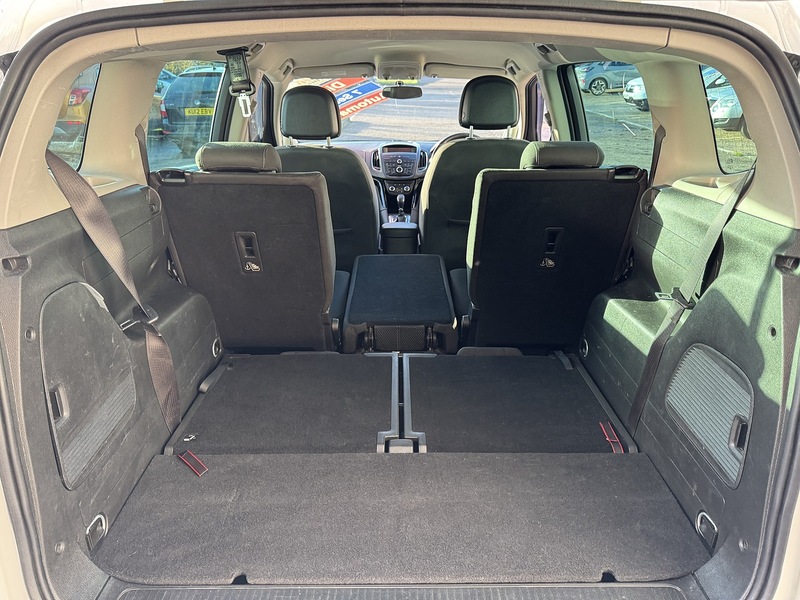 Vauxhall 2.0 CDTi SRi MPV 5dr Diesel Auto Euro 5 (165 ps)