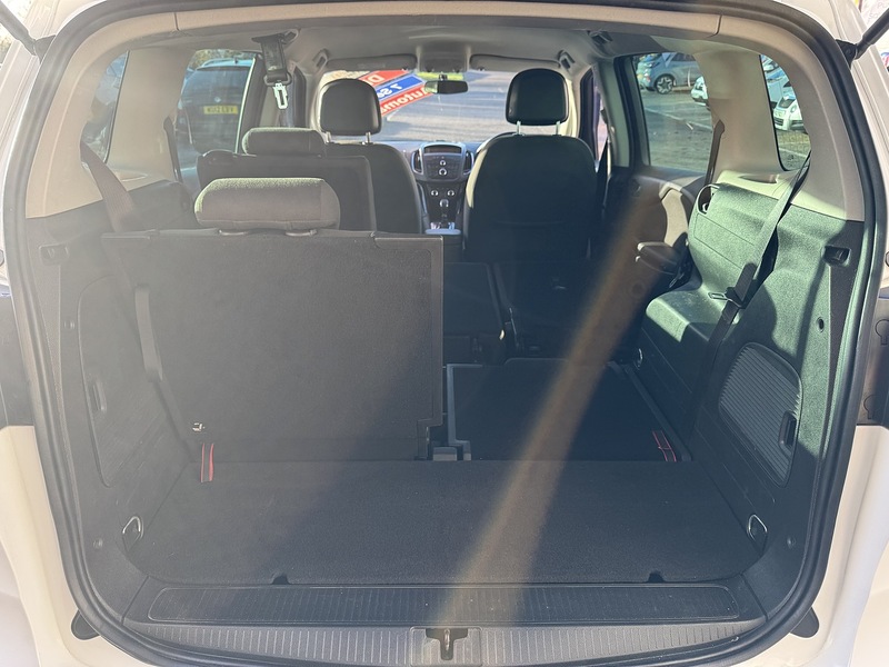 Vauxhall 2.0 CDTi SRi MPV 5dr Diesel Auto Euro 5 (165 ps)