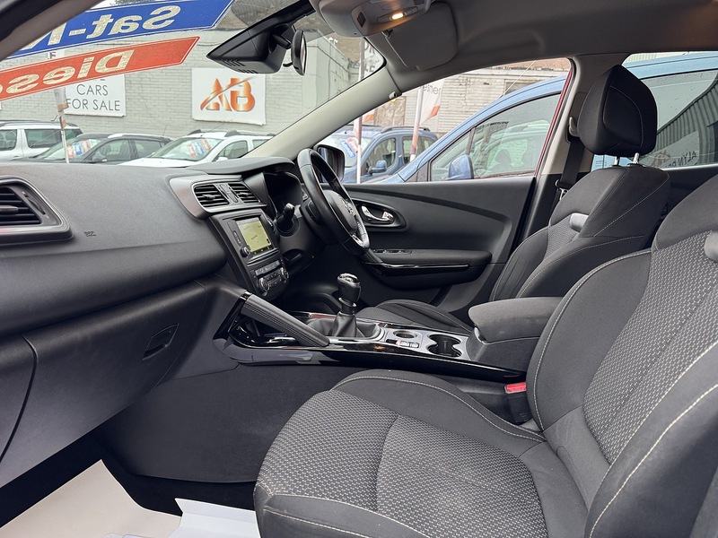 Renault 1.5 dCi Dynamique Nav SUV 5dr Diesel Manual Euro 6 (s/s) (110 ps)