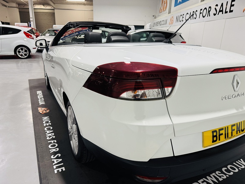 Renault 1.4 TCe Dynamique TomTom Convertible 2dr Petrol Manual Euro 5 (130 ps)