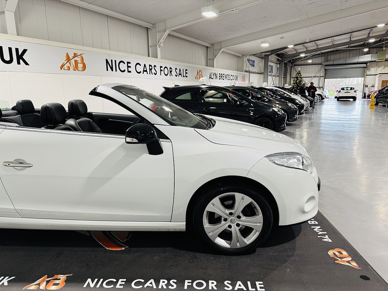 Renault 1.4 TCe Dynamique TomTom Convertible 2dr Petrol Manual Euro 5 (130 ps)