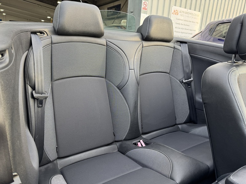 Renault 1.4 TCe Dynamique TomTom Convertible 2dr Petrol Manual Euro 5 (130 ps)