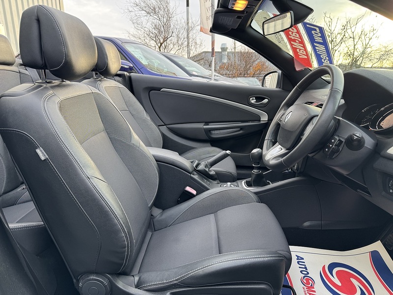 Renault 1.4 TCe Dynamique TomTom Convertible 2dr Petrol Manual Euro 5 (130 ps)