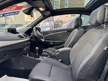 Renault Megane TCe Dynamique TomTom CONVERTIBLE