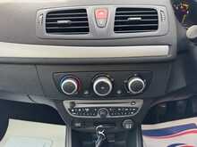 Renault Megane TCe Dynamique TomTom CONVERTIBLE