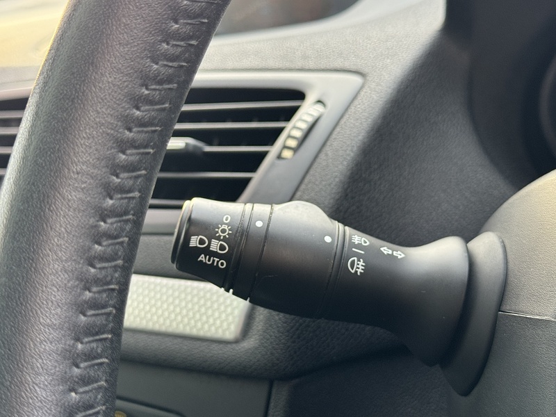 Renault 1.4 TCe Dynamique TomTom Convertible 2dr Petrol Manual Euro 5 (130 ps)