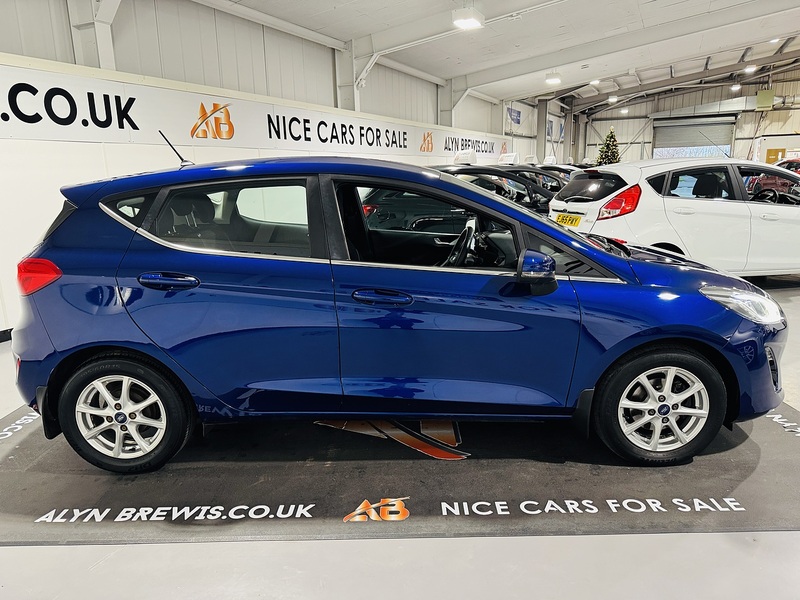 Ford 1.0T EcoBoost Zetec Hatchback 5dr Petrol Manual Euro 6 (s/s) (100 ps)