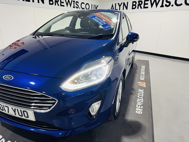 Ford 1.0T EcoBoost Zetec Hatchback 5dr Petrol Manual Euro 6 (s/s) (100 ps)
