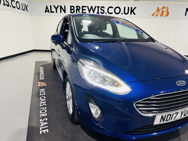 Ford 1.0T EcoBoost Zetec Hatchback 5dr Petrol Manual Euro 6 (s/s) (100 ps)
