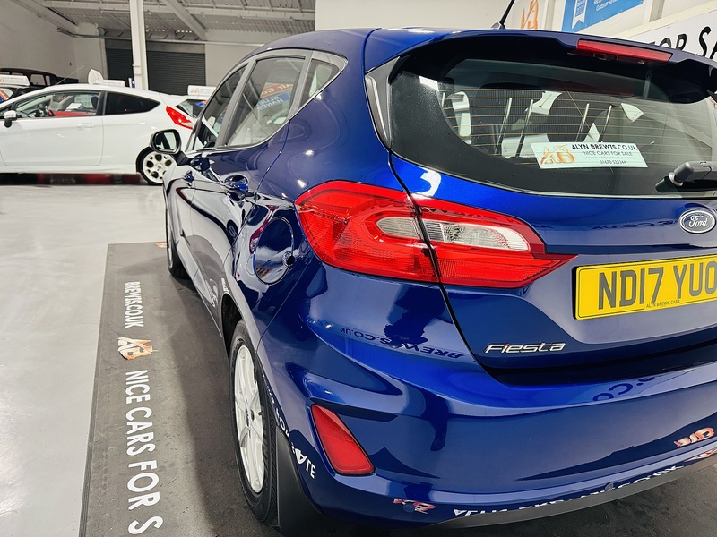 Ford 1.0T EcoBoost Zetec Hatchback 5dr Petrol Manual Euro 6 (s/s) (100 ps)