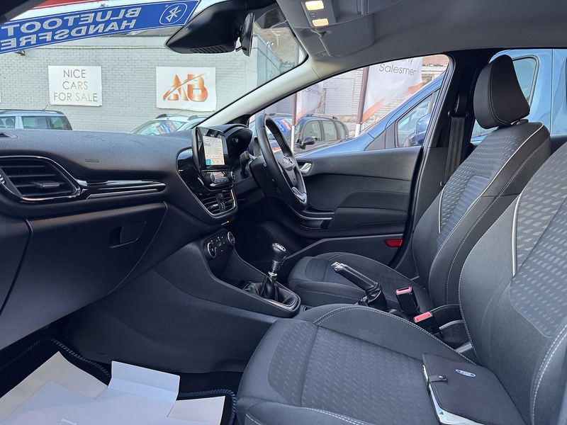 Ford 1.0T EcoBoost Zetec Hatchback 5dr Petrol Manual Euro 6 (s/s) (100 ps)