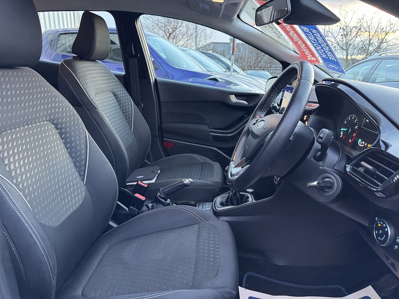 Ford 1.0T EcoBoost Zetec Hatchback 5dr Petrol Manual Euro 6 (s/s) (100 ps)