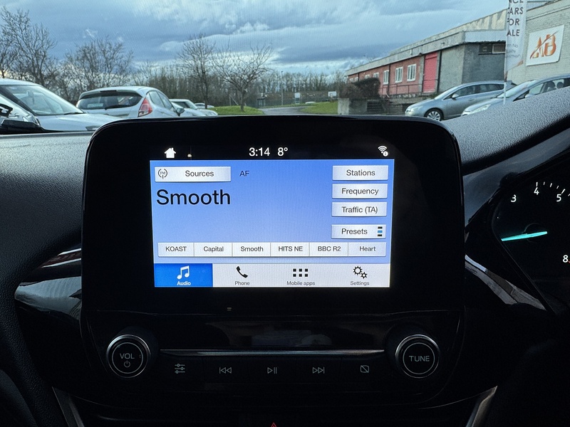 Ford 1.0T EcoBoost Zetec Hatchback 5dr Petrol Manual Euro 6 (s/s) (100 ps)