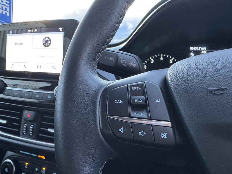 Ford 1.0T EcoBoost Zetec Hatchback 5dr Petrol Manual Euro 6 (s/s) (100 ps)