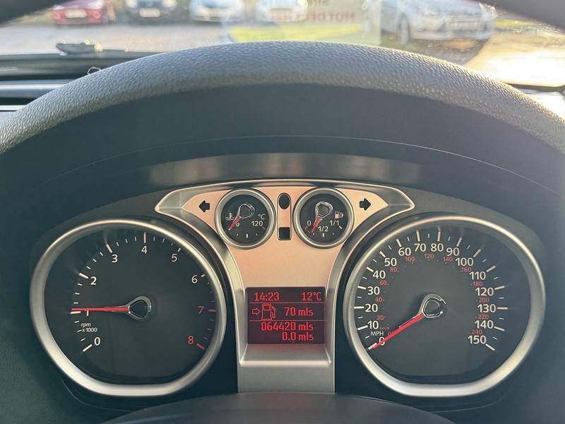 Ford 1.8 16v Zetec MPV 5dr Petrol Manual (169 g/km, 123 bhp)