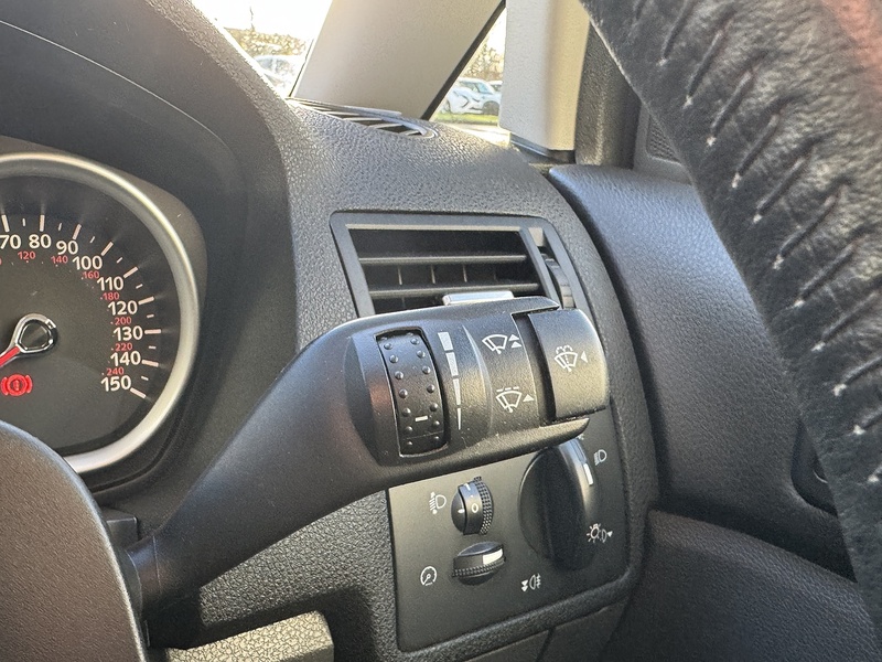 Ford 1.8 16v Zetec MPV 5dr Petrol Manual (169 g/km, 123 bhp)