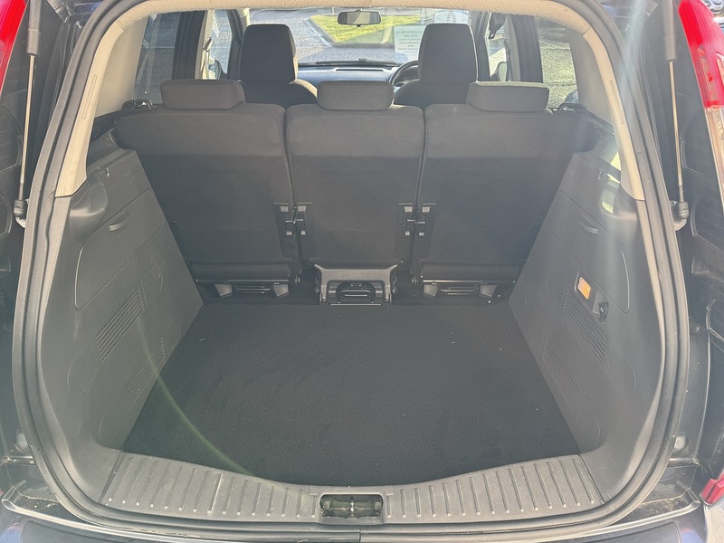 Ford 1.8 16v Zetec MPV 5dr Petrol Manual (169 g/km, 123 bhp)