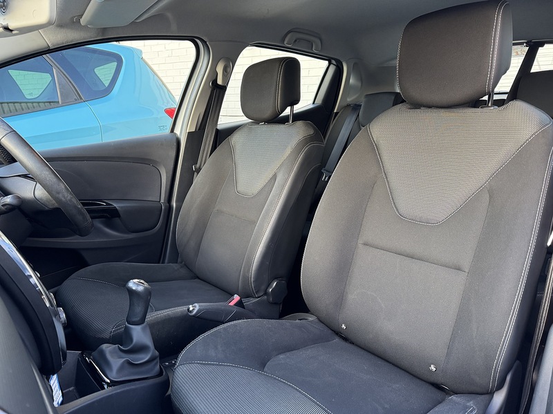 Renault 0.9 TCe Dynamique MediaNav Hatchback 5dr Petrol Manual Euro 5 (s/s) (90 ps)