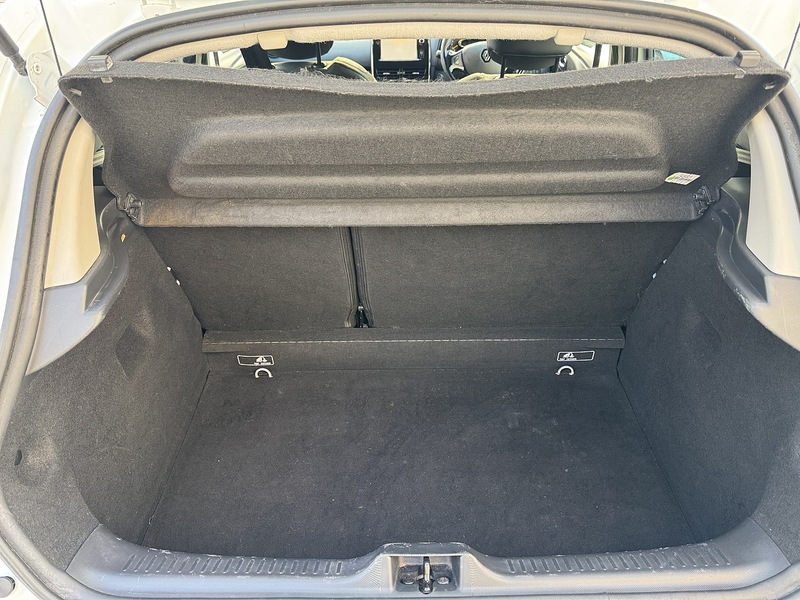 Renault 0.9 TCe Dynamique MediaNav Hatchback 5dr Petrol Manual Euro 5 (s/s) (90 ps)