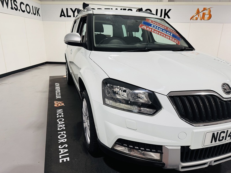 Skoda 2.0 TDI SE Outdoor 5dr Diesel DSG 4WD Euro 5 (140 ps)