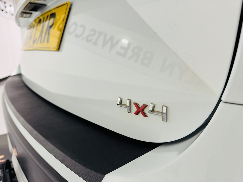 Skoda 2.0 TDI SE Outdoor 5dr Diesel DSG 4WD Euro 5 (140 ps)