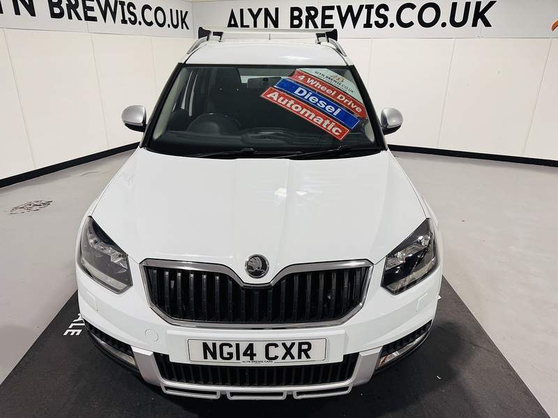 Skoda 2.0 TDI SE Outdoor 5dr Diesel DSG 4WD Euro 5 (140 ps)