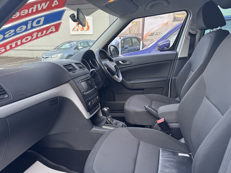 Skoda 2.0 TDI SE Outdoor 5dr Diesel DSG 4WD Euro 5 (140 ps)