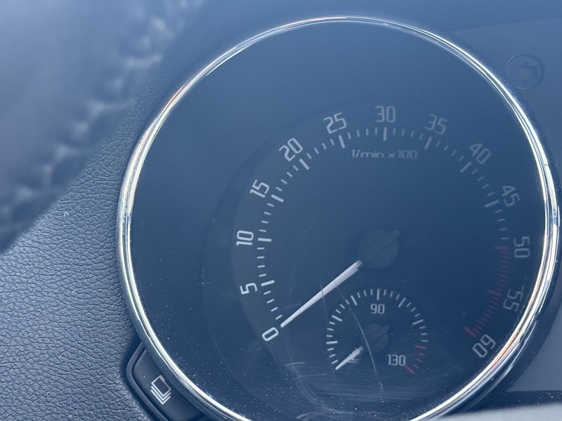 Skoda 2.0 TDI SE Outdoor 5dr Diesel DSG 4WD Euro 5 (140 ps)