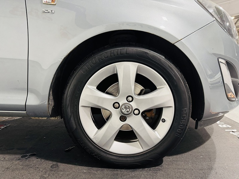 Vauxhall 1.4 16V SXi Hatchback 5dr Petrol Manual Wide Ratio Euro 5 (A/C) (100 ps)