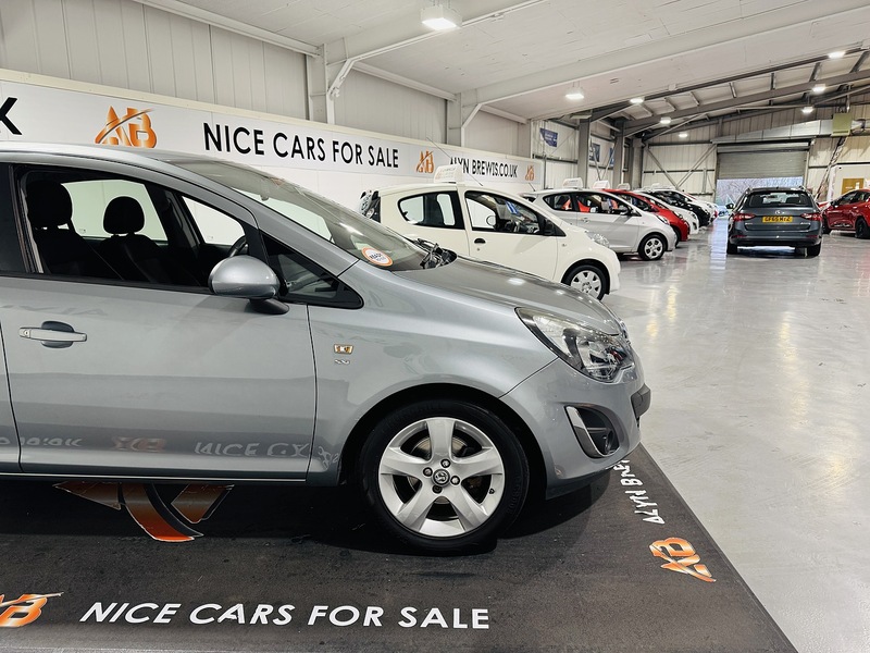 Vauxhall 1.4 16V SXi Hatchback 5dr Petrol Manual Wide Ratio Euro 5 (A/C) (100 ps)