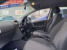 Vauxhall Corsa SXi
