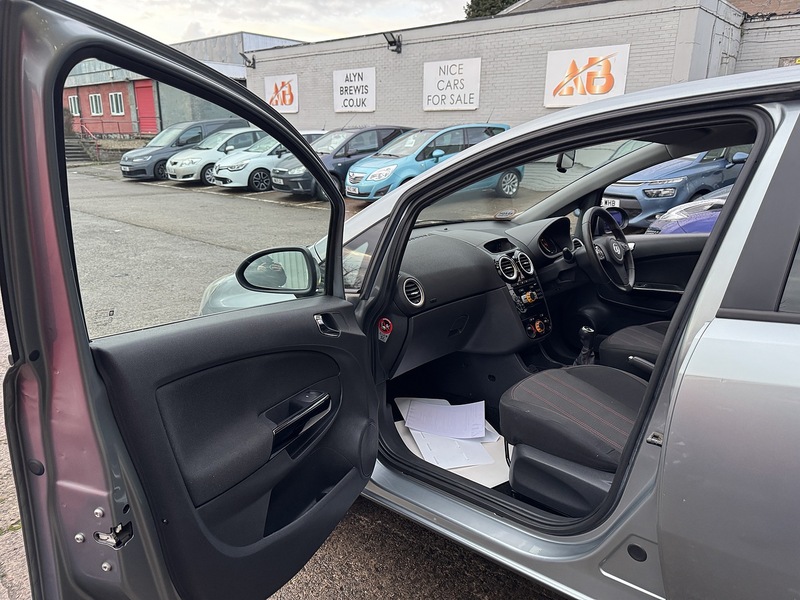 Vauxhall 1.4 16V SXi Hatchback 5dr Petrol Manual Wide Ratio Euro 5 (A/C) (100 ps)