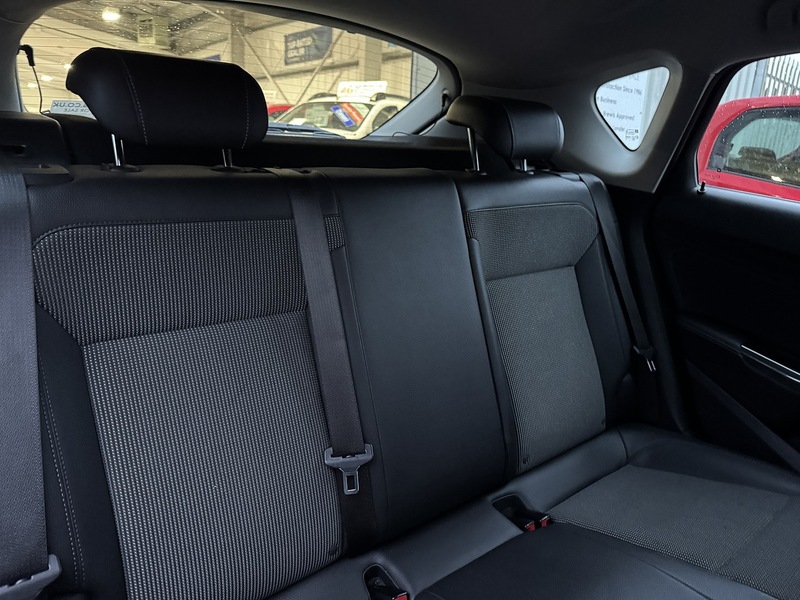 Vauxhall 1.6 16v SE Hatchback 5dr Petrol Manual Euro 5 (115 ps)