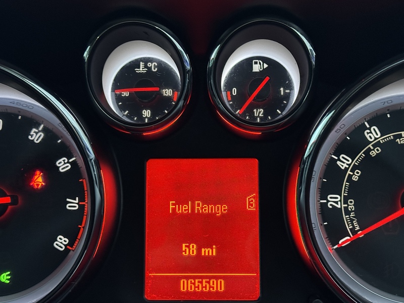 Vauxhall 1.6 16v SE Hatchback 5dr Petrol Manual Euro 5 (115 ps)