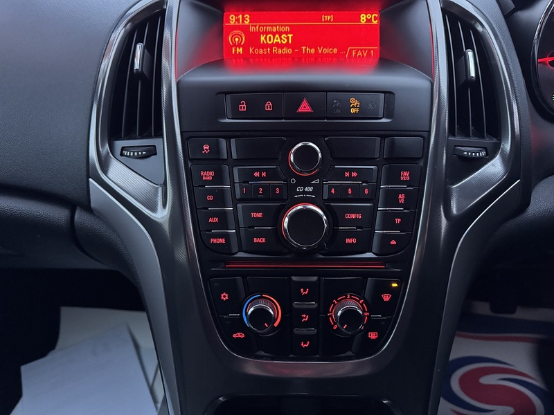 Vauxhall 1.6 16v SE Hatchback 5dr Petrol Manual Euro 5 (115 ps)