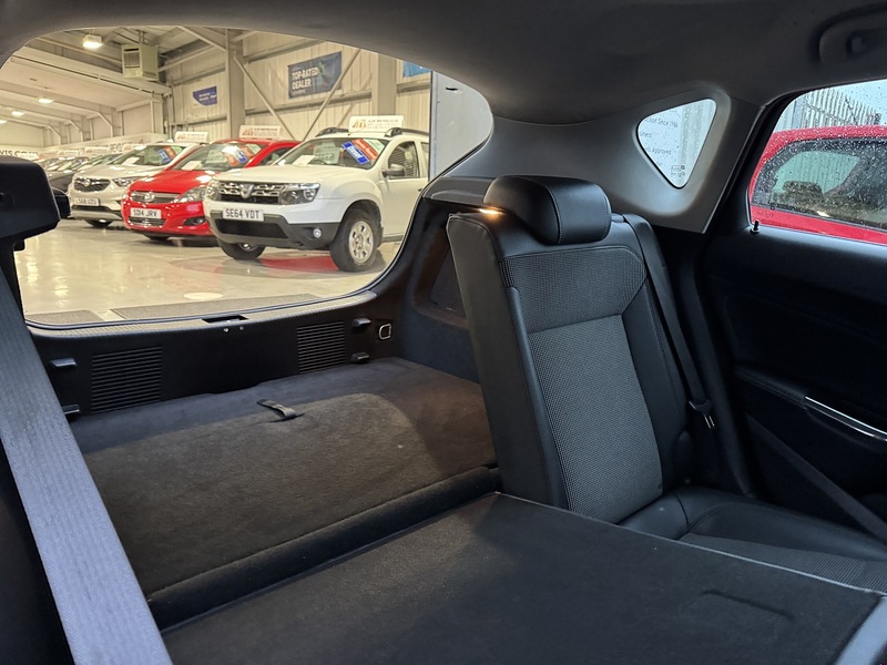 Vauxhall 1.6 16v SE Hatchback 5dr Petrol Manual Euro 5 (115 ps)