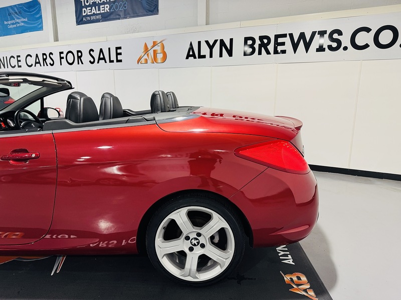 Peugeot 2.0 HDi Allure Convertible 2dr Diesel Manual Euro 5 (163 ps)