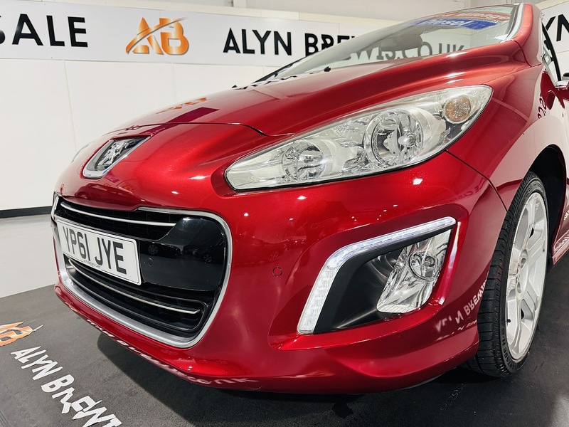 Peugeot 2.0 HDi Allure Convertible 2dr Diesel Manual Euro 5 (163 ps)