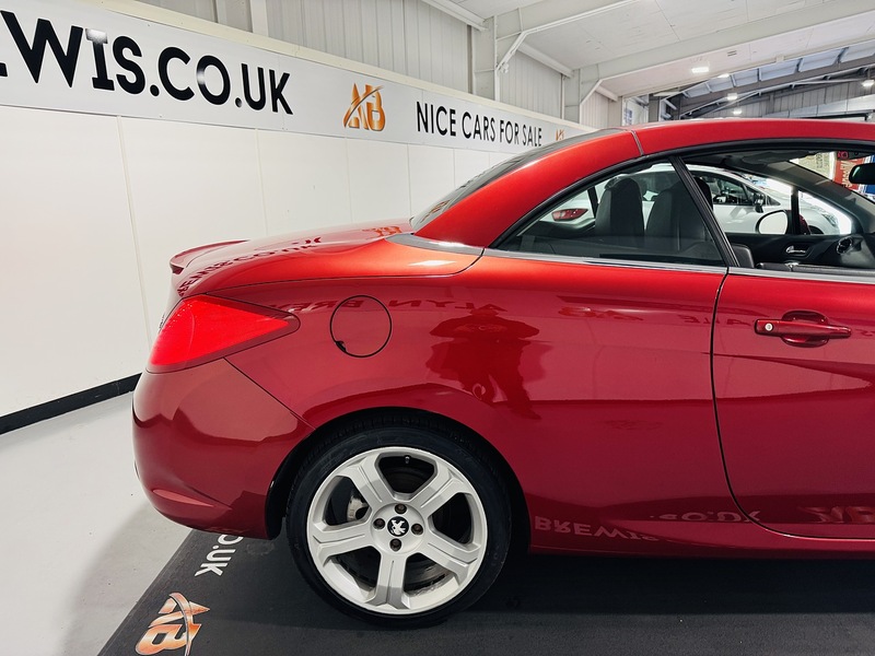 Peugeot 2.0 HDi Allure Convertible 2dr Diesel Manual Euro 5 (163 ps)