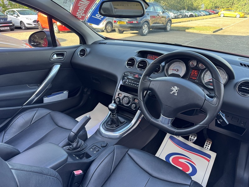Peugeot 2.0 HDi Allure Convertible 2dr Diesel Manual Euro 5 (163 ps)