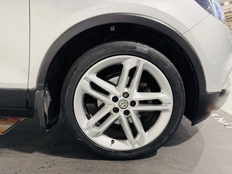 Vauxhall 1.4i Turbo ecoTEC Elite Nav SUV 5dr Petrol Manual Euro 6 (s/s) (140 ps)