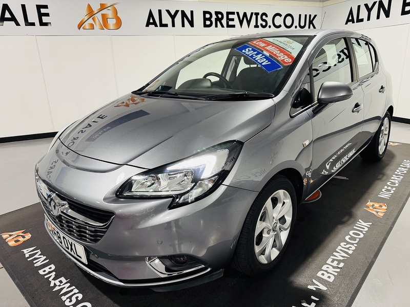 Vauxhall 1.4i Turbo ecoTEC SRi Nav Hatchback 5dr Petrol Manual Euro 6 (s/s) (100 ps)