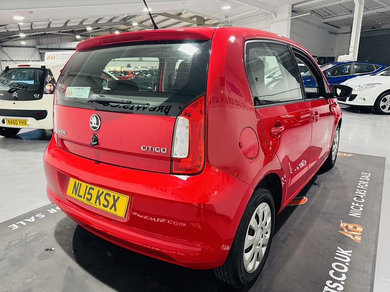 Skoda 1.0 MPI SE Hatchback 5dr Petrol Manual Euro 5 (60 ps)