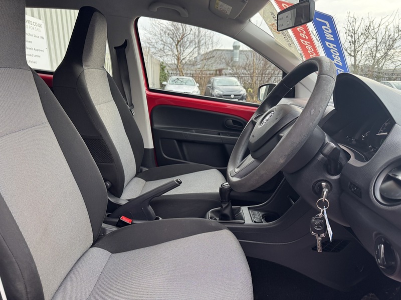 Skoda 1.0 MPI SE Hatchback 5dr Petrol Manual Euro 5 (60 ps)