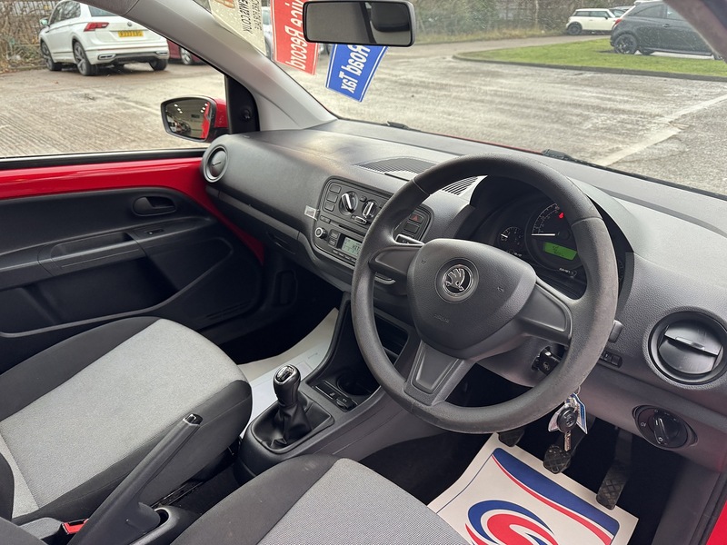 Skoda 1.0 MPI SE Hatchback 5dr Petrol Manual Euro 5 (60 ps)