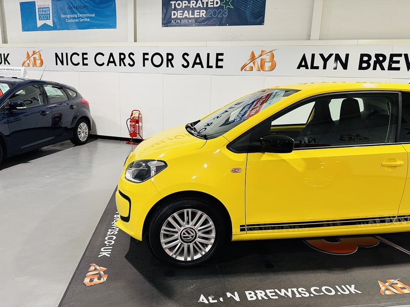 Volkswagen 1.0 Look up! Hatchback 3dr Petrol Manual Euro 6 (60 ps)