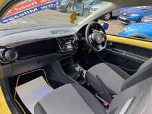 Volkswagen up! Look up!