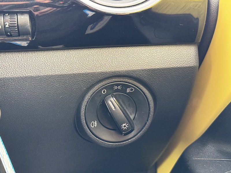 Volkswagen 1.0 Look up! Hatchback 3dr Petrol Manual Euro 6 (60 ps)