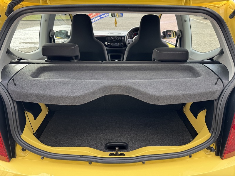 Volkswagen 1.0 Look up! Hatchback 3dr Petrol Manual Euro 6 (60 ps)